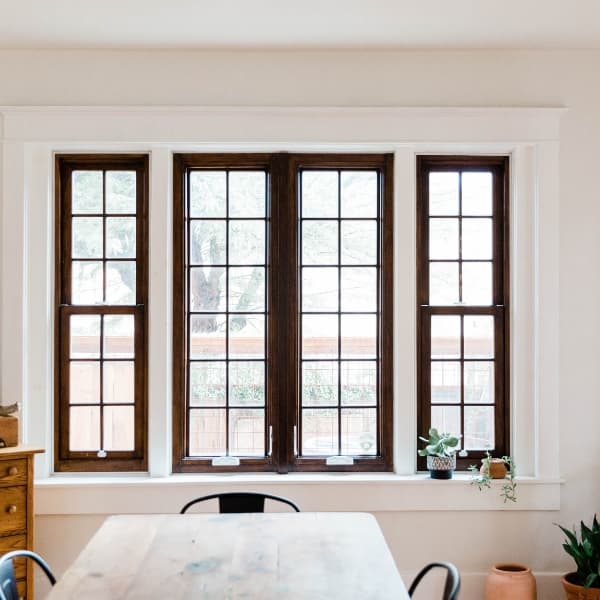 شیشه ساختمانی