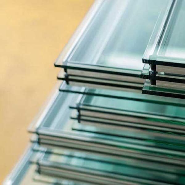 شیشه های دو جداره و ساختمانی